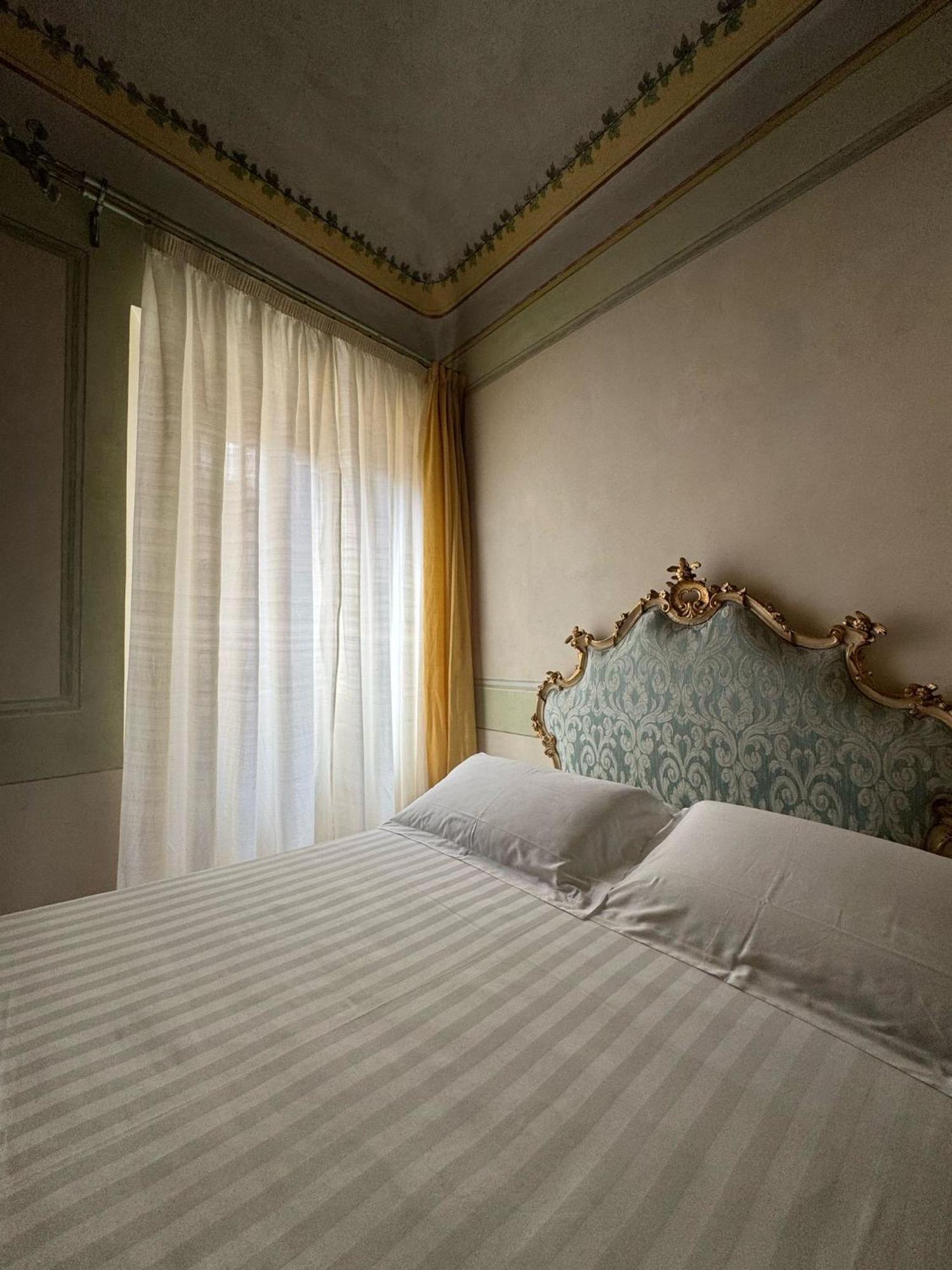 Urbino Apartments - Palazzo Paltroni Studio Exterior photo
