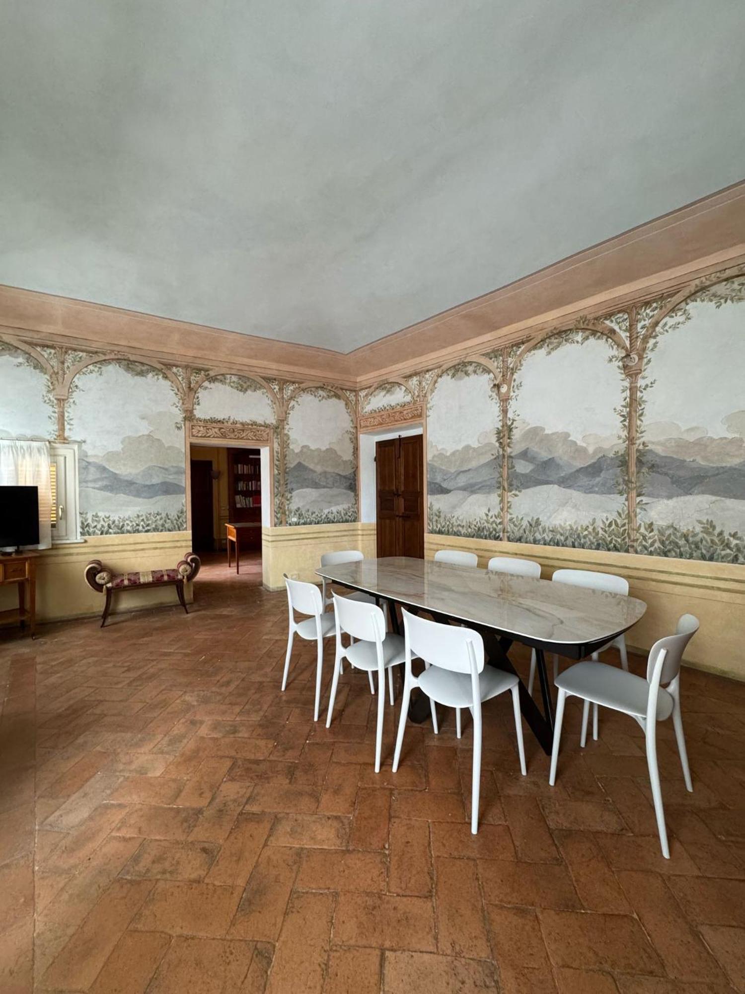Urbino Apartments - Palazzo Paltroni Studio Exterior photo